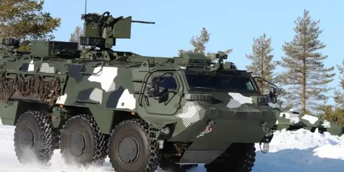 Kongsberg levererar protector RWS till Tyskland och Sverige Kongsberg Defence & Aerospace har tecknat ett kontrakt med Patria för leverans av protector remote weapon stations (RWS) till Tysklands och Sveriges Common Armored Vehicle System (CAVS) 6x6-program.