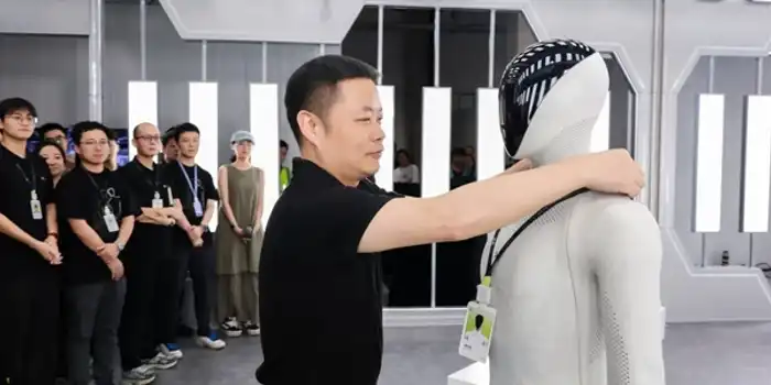 humanoid-robot-IRON