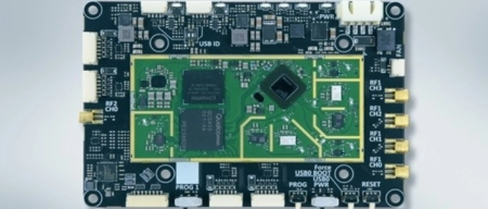 NORDICS_CW48_2025_8DEVICES_sponsoredcontent_Bild1-700x300