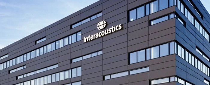 logo-on-building