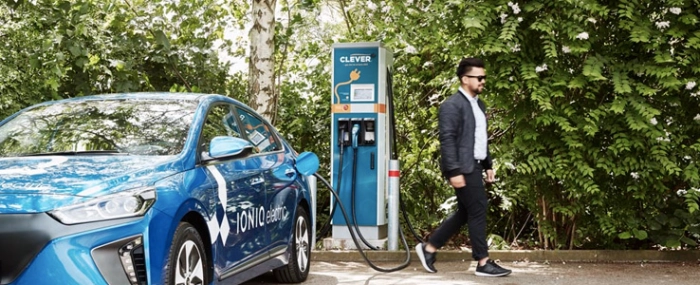 Charging-Car