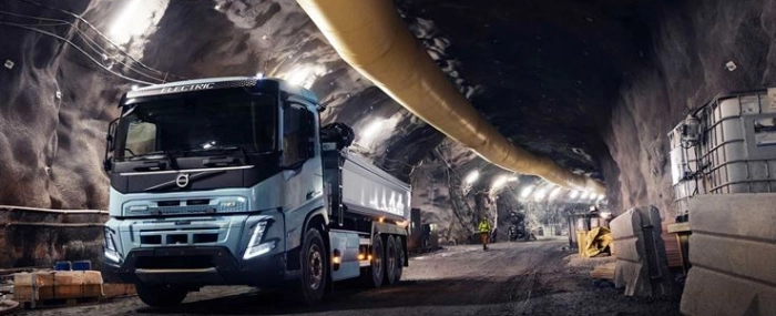 truck-in-mine