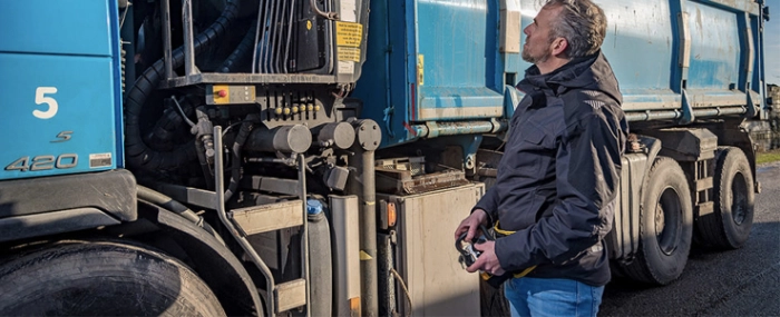 Tele-Radio-Equipment-Truck