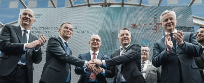 contract-signing-2024