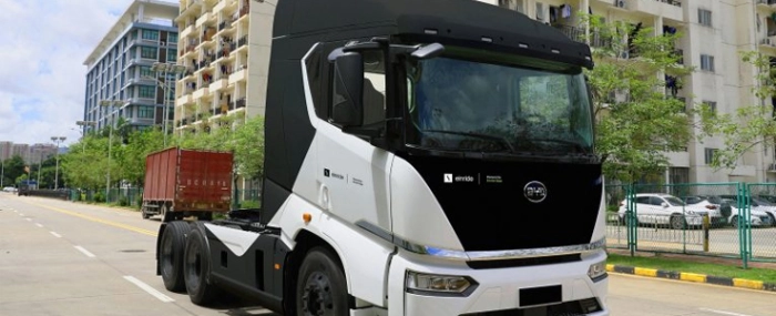 Einride-Day-Cab-Truck-8TT