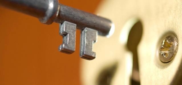 key-and-lock-l