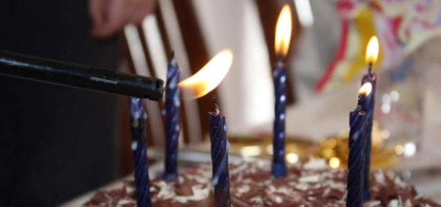 micut-dreamstime-birthday