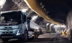 truck-in-mine