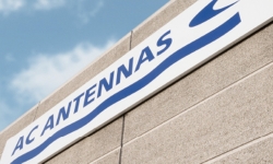 Logo-on-building