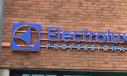 Logo-on-Building
