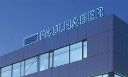 logo-on-building