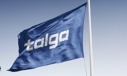 Logo-on-Flag