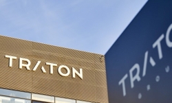 logo-on-building