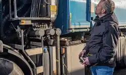 Tele-Radio-Equipment-Truck