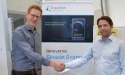 Erik-Martinsson-Arguseye-Mikael-Westergren-Optronic-Handshake-Production-Deal