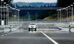 Active-Safety-Multilane-Road