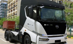 Einride-Day-Cab-Truck-8TT