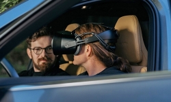 Varjo-mixed-reality-application-for-car-development