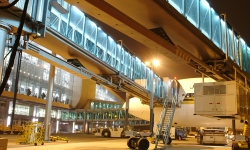 Boarding-Bridge