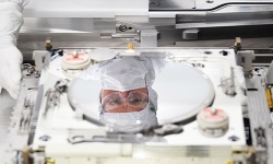 Cleanroom-EUV-Wafer-Stage-Training