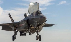 f-35-hovering