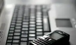 laptop-phone-l