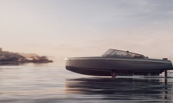C8-Boat