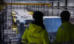 workers-in-factory