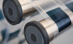 roll-on-roll-solar-cell