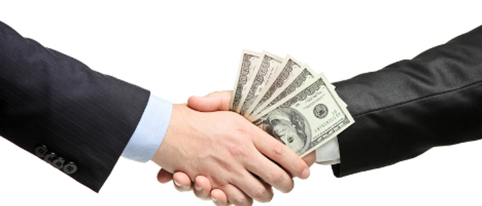 handshake-with-money